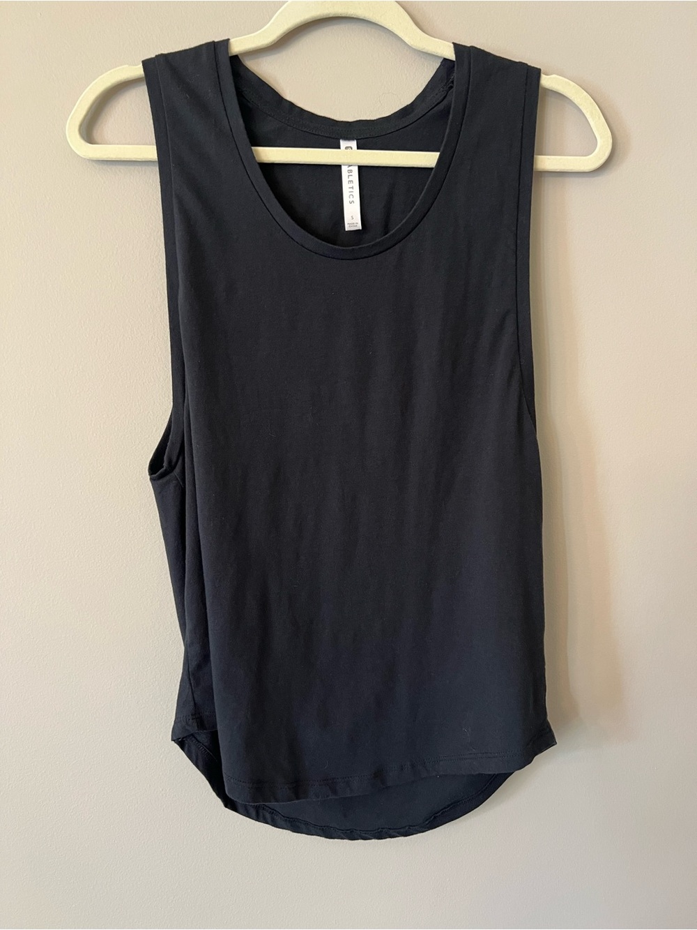 Fabletics Black Sleeveless Athletic Tank